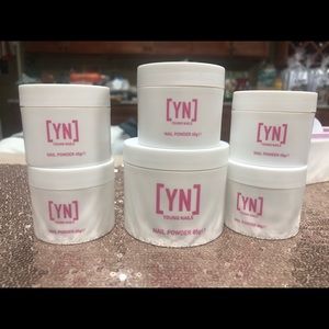 Young nails acrylic powder